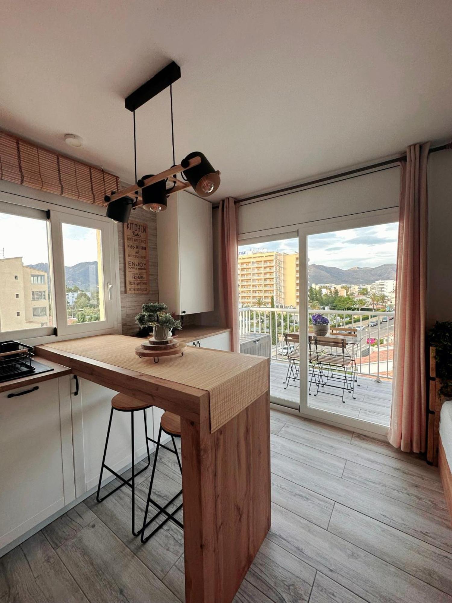 Sunrisemare Vacational Studio Roses Dış mekan fotoğraf